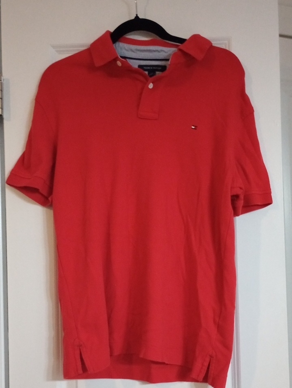 Tommy Hilfiger Men’s Bright Red Polo Shirt with Chest Logo
